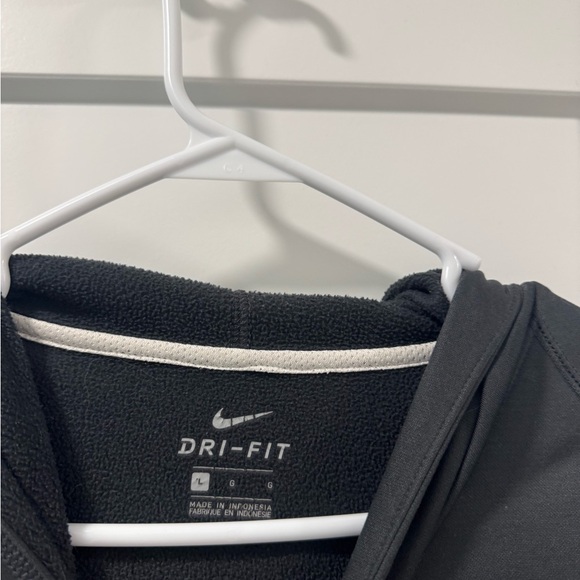 Grey Nike Fly Swoosh Graphic Hoodie size large - Picture 2 of 2